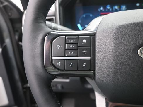 New 2026 Ford F250 Platinum AWD/4WD image 7