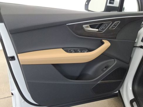 New 2025 Audi Q7 2.0T Premium Plus image 18