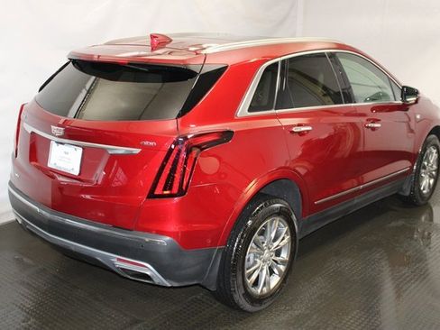 Certified 2023 Cadillac XT5 Premium Luxury w/ Technology Package image 4