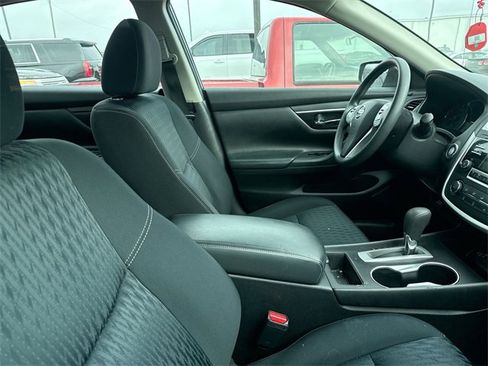 Used 2017 Nissan Altima 2.5 S image 10