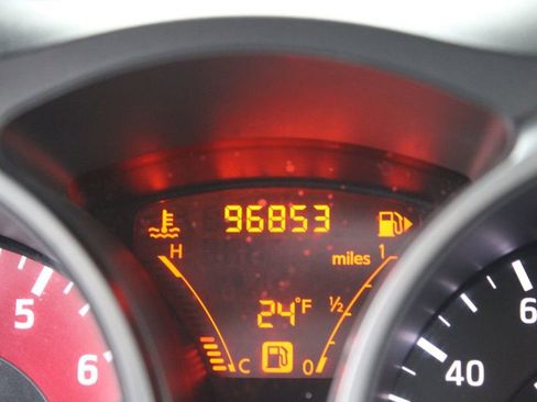 Used 2015 Nissan Juke NISMO image 32