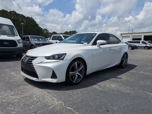 Used 2018 Lexus IS 300 AWD w/ Comfort Package image 7