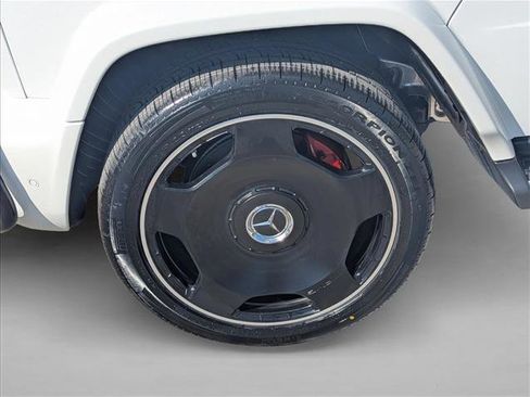 Certified 2022 Mercedes-Benz G 63 AMG 4MATIC image 25