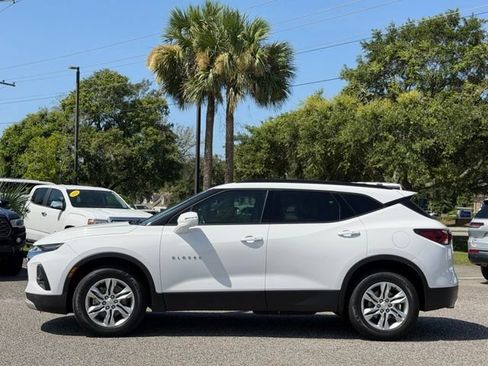 Used 2019 Chevrolet Blazer LT w/ Sound & Technology Package FWD image 4