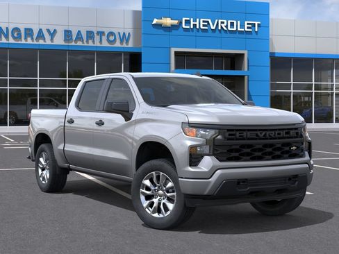 New 2026 Chevrolet Silverado 1500 Custom RWD image 9