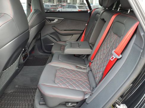 New 2026 Audi SQ8 Prestige image 7