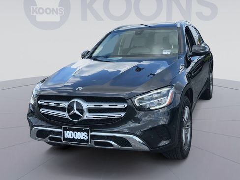 Used 2021 Mercedes-Benz GLC 300 4MATIC w/ Premium Package image 5