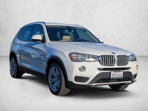 Used 2016 BMW X3 xDrive28i image 3