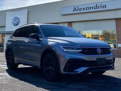 Certified 2024 Volkswagen Tiguan SE R-Line