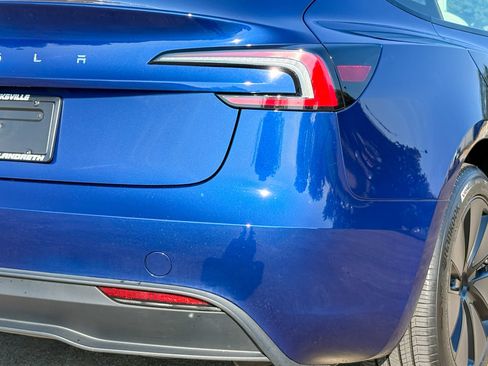 Used 2025 Tesla Model 3 RWD image 12