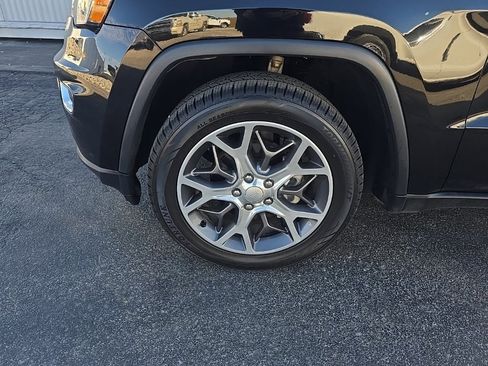 Used 2020 Jeep Grand Cherokee Limited image 4