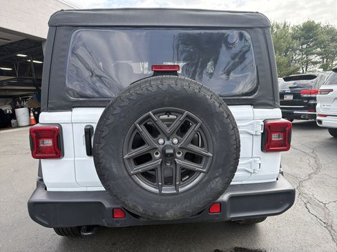 Certified 2025 Jeep Wrangler Sport image 6