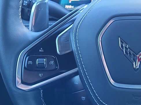 Used 2023 Chevrolet Corvette Stingray Premium Cpe w/ Z51 Performance Package image 22