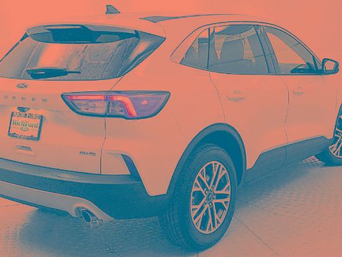 Certified 2022 Ford Escape SEL AWD/4WD image 3