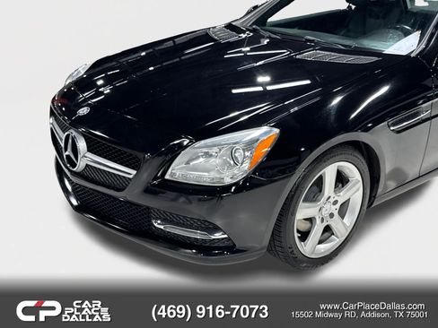 Used 2015 Mercedes-Benz SLK 250 w/ Premium Package image 7