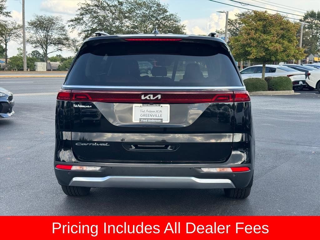 Used 2022 Kia Carnival SX FWD image 4