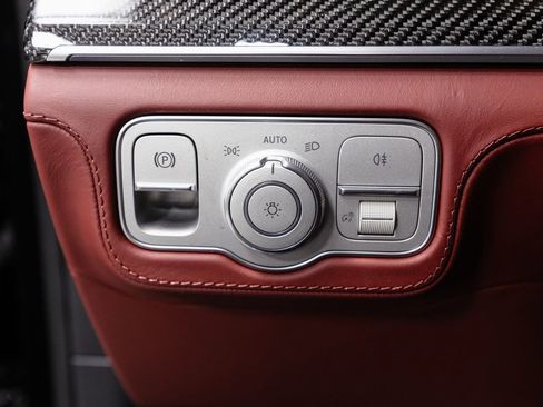 Used 2025 Mercedes-Benz GLE 63 AMG S image 10