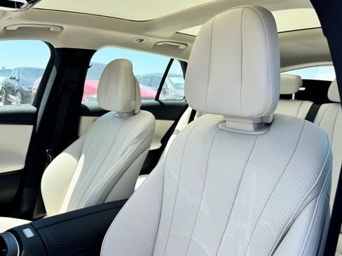 New 2025 Mercedes-Benz E 450 4MATIC All-Terrain Wagon image 14