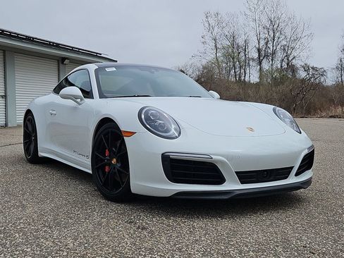 Certified 2018 Porsche 911 Carrera 4S AWD/4WD image 9