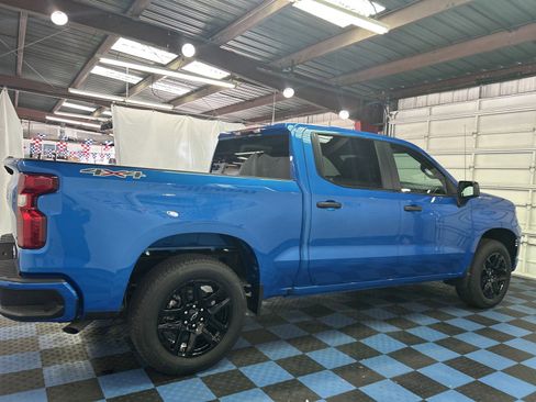 New 2025 Chevrolet Silverado 1500 Custom image 5