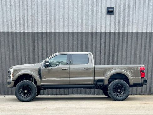 New 2026 Ford F250 Lariat w/ Black Appearance Package image 2