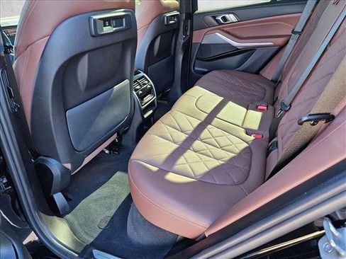 Used 2023 BMW X5 xDrive40i w/ Parking Assistance Package image 18