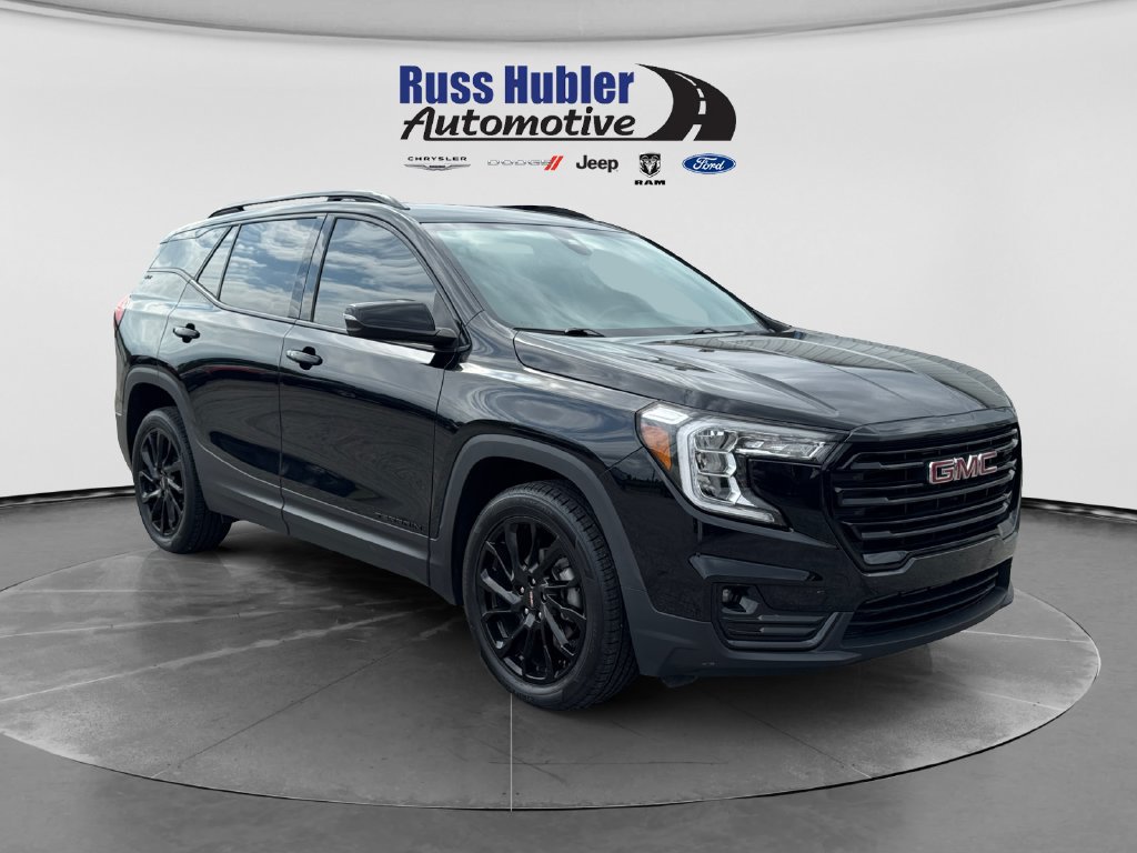 Used 2024 GMC Terrain SLT AWD/4WD image 9