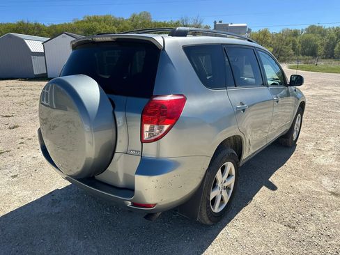 Used 2006 Toyota RAV4 Limited AWD/4WD image 6