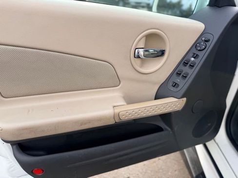 Used 2005 Pontiac Grand Prix GT w/ Comfort And Info Package image 15