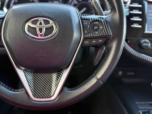 Used 2018 Toyota Camry SE w/ Convenience Package FWD image 27