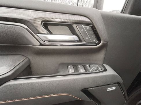 Certified 2025 GMC Sierra 2500 AT4 w/ AT4 Premium Plus Package image 23