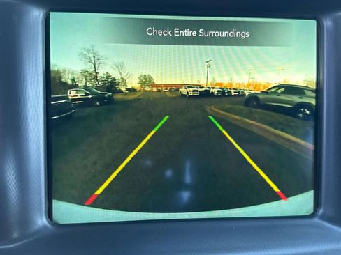 Used 2020 Dodge Charger SXT w/ Blacktop Package image 15