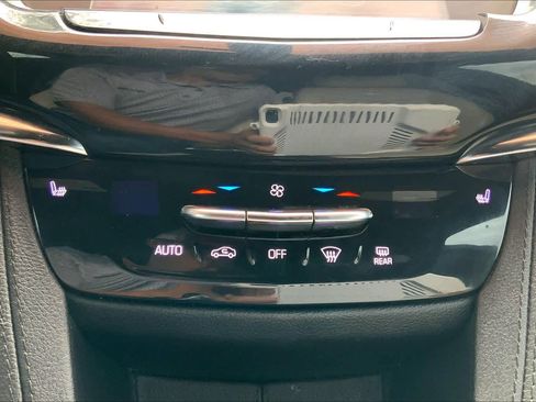 Used 2020 Cadillac XT6 Sport AWD/4WD image 28