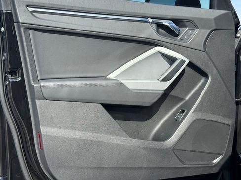 Used 2021 Audi Q3 2.0T Premium w/ Convenience Package image 20