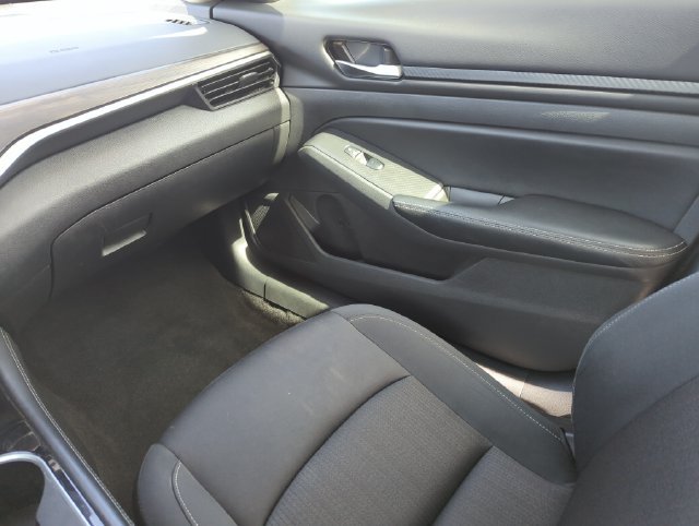 Certified 2024 Nissan Altima 2.5 SV w/ SV Premium Package FWD image 27