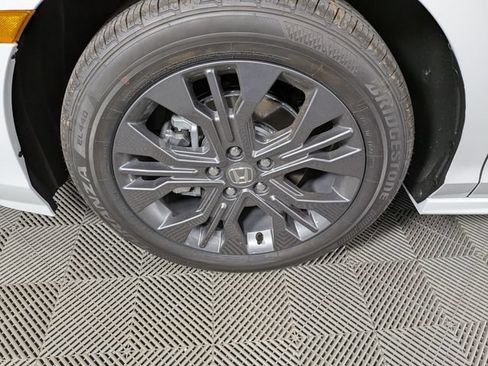 New 2026 Honda Odyssey Touring image 39