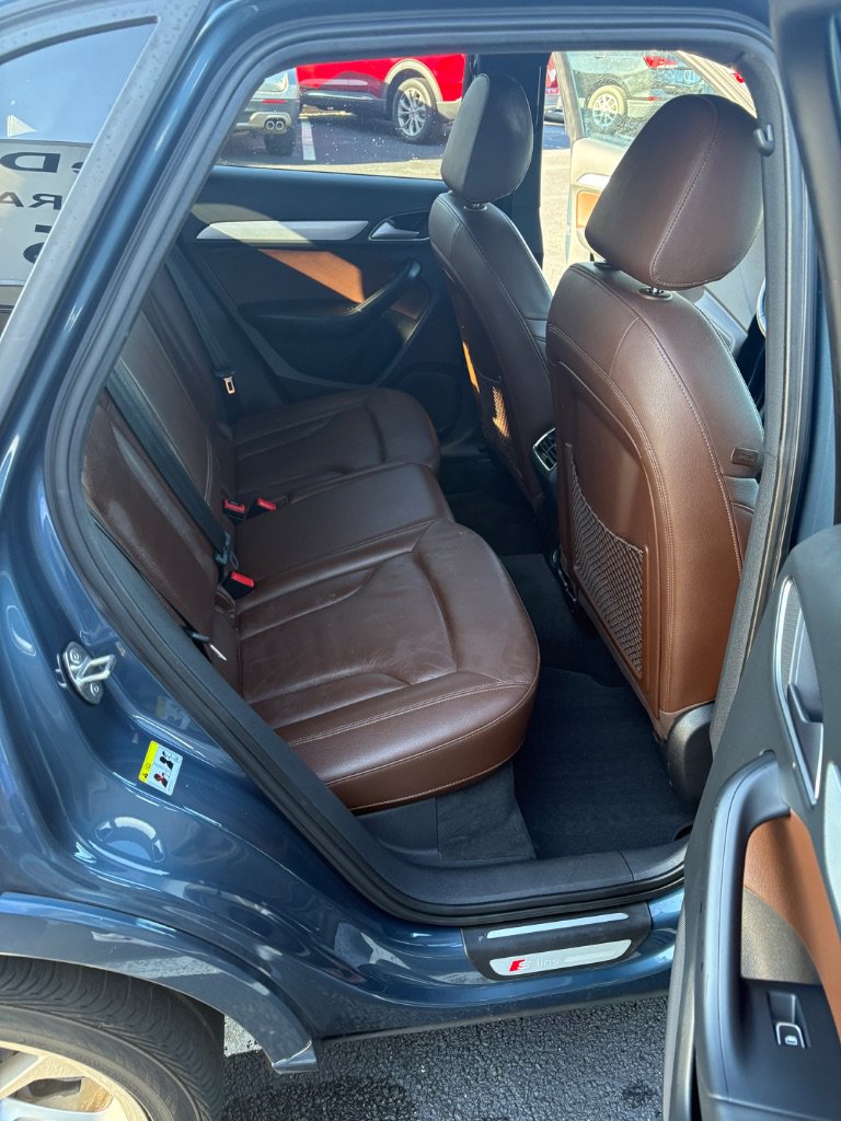 Used 2018 Audi Q3 2.0T Premium w/ Convenience Package FWD image 23