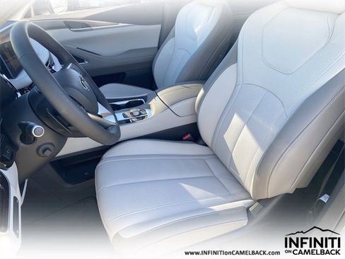 New 2026 INFINITI QX60 Luxe image 20