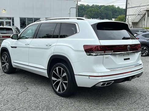 Used 2024 Volkswagen Atlas SEL Premium R-Line AWD/4WD image 6