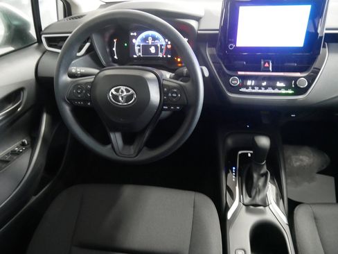 New 2026 Toyota Corolla SE image 18