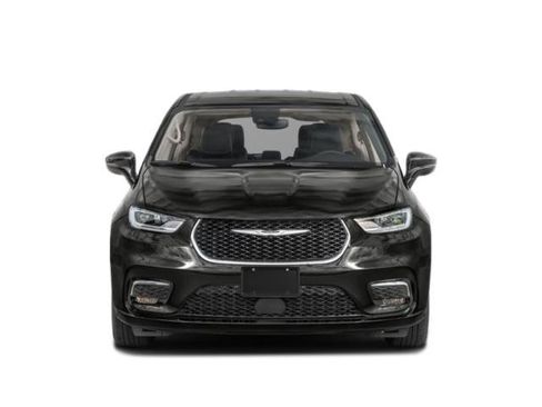Used 2024 Chrysler Pacifica Limited FWD image 7