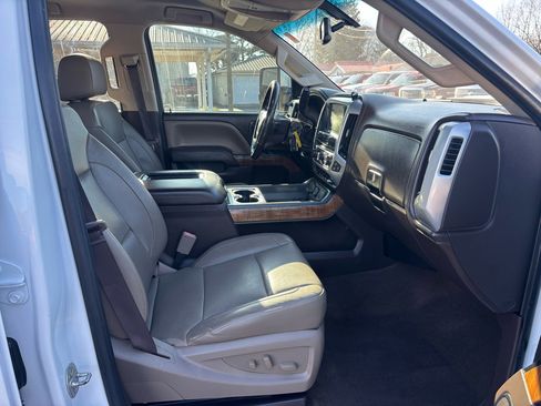Used 2018 GMC Sierra 3500 SLT w/ Duramax Plus Package image 13