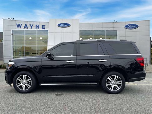 Certified 2023 Ford Expedition Limited image 8
