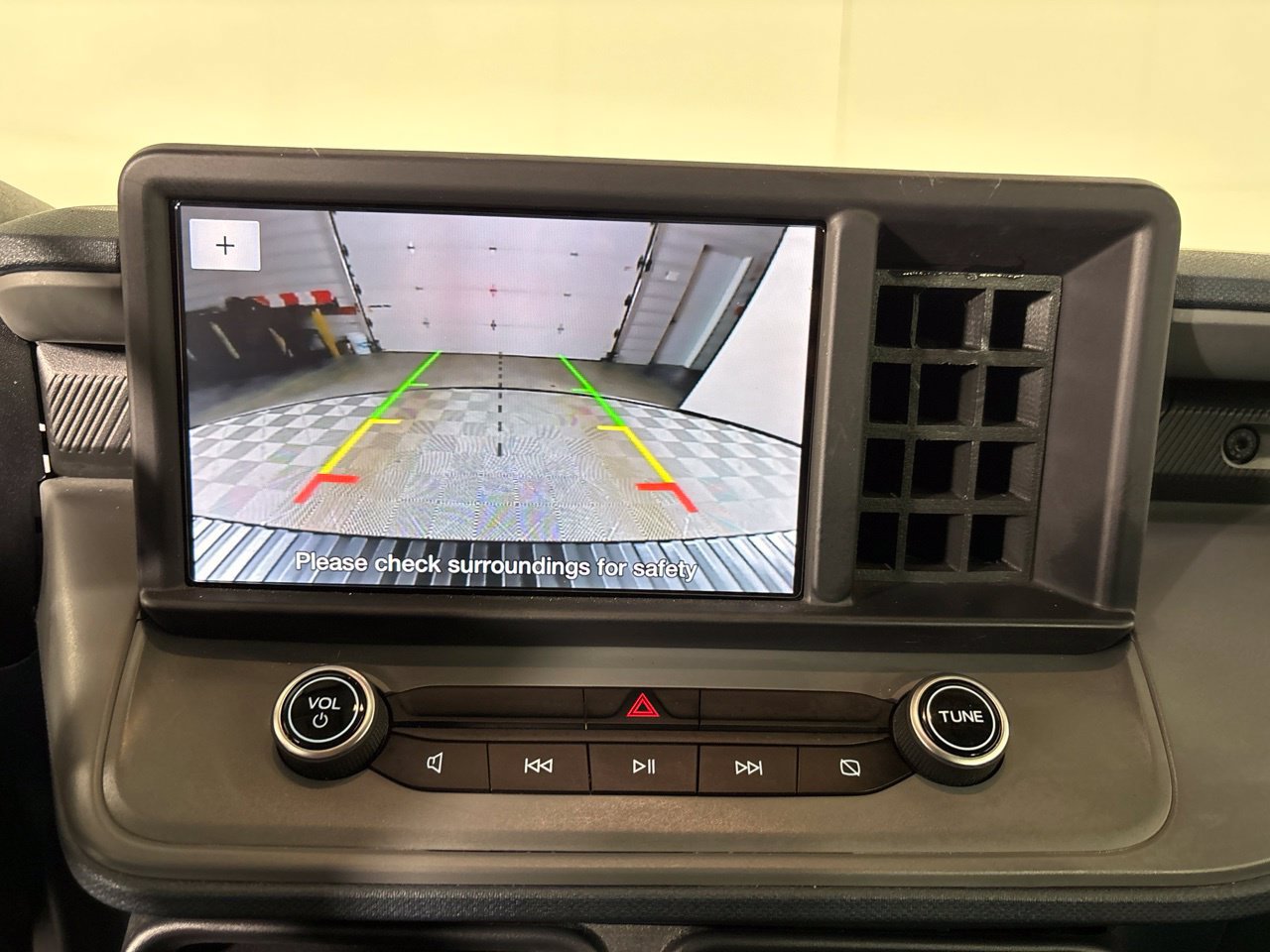 Used 2022 Ford Maverick XL FWD image 17