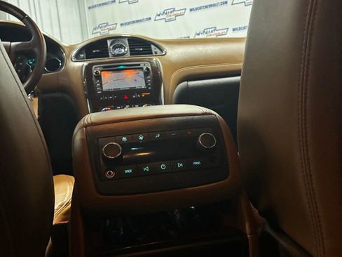 Used 2017 Buick Enclave Premium w/ Enclave Tuscan Edition FWD image 34