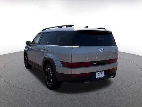 Used 2025 Hyundai Santa Fe SEL FWD image 11