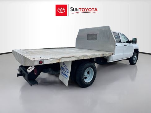 Used 2017 Chevrolet Silverado 3500 W/T w/ WT Convenience Package RWD image 2