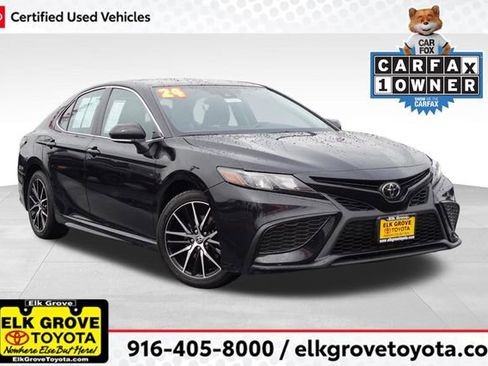 Certified 2024 Toyota Camry SE FWD image 1