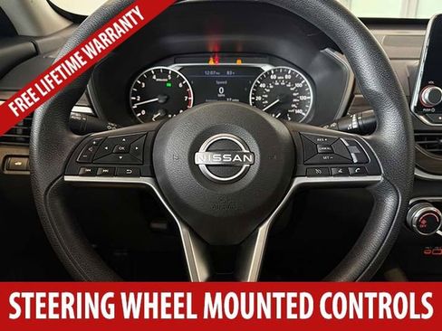 Used 2024 Nissan Altima 2.5 SV FWD image 9