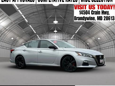 Used 2019 Nissan Altima 2.5 SR FWD image 1